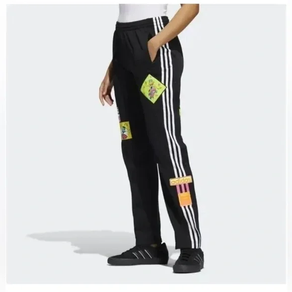 JEREMY SCOTT X ADIDAS limited track pants with cartoon patches. Nwt 90s cartoons